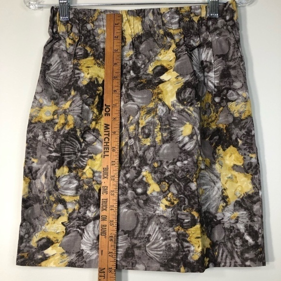 Talbots Floral Flower Print Elastic Waist Pull On Skirt Size 4P - Picture 4 of 7